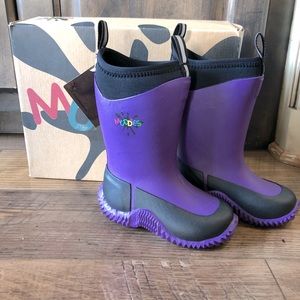 HP🎉🆕Kids Boots All Weather Muddies Icicle in Black/Violet
